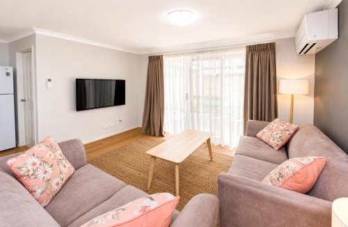 Broadwater House | Cape View Beach Cottage Winter Getaway