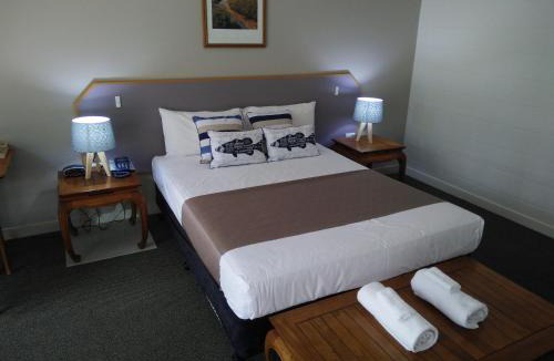 Parkhurst Hotel | Capricorn Motel & Conference Centre