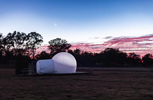 Tenterfield Other | Captain Moonlite Bubbletent at Mirumiru