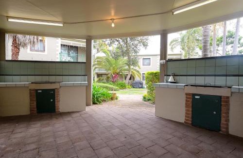 Nelson Bay Apartment | Carindale, 2 19-23 Dowling Street - First floor unit with air con, complex pool and tennis court