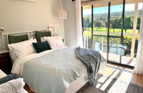 Crooked Brook House | Caringal in the Valley Farm stay