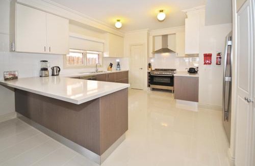 Brunswick House | Carnarvon St - Stylish & Comfortable Urban Stay