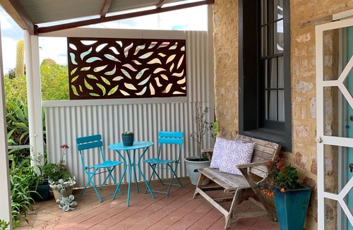 Moonta Cottage | Caroline Cottage Historic Moonta Township