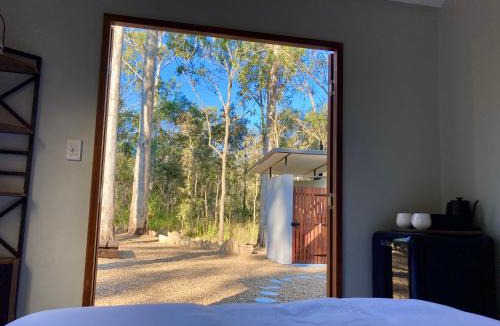 Captain Creek Villa | Casa Azul - Off-grid Hideaway Agnes Water 1770