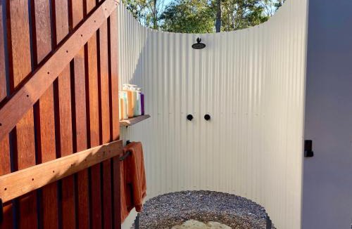 Captain Creek Villa | Casa Azul - Off-grid Hideaway Agnes Water 1770
