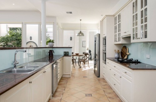 Dulwich House | Casa Bella - Central Location | Luxury Amenities