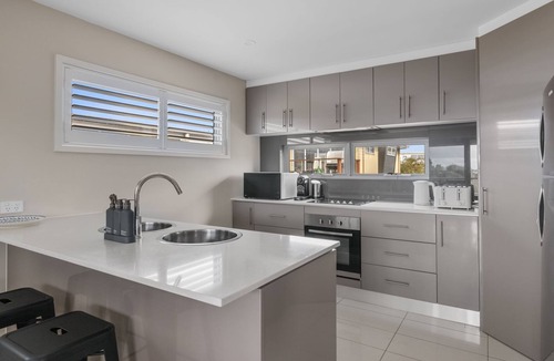 Surf Beach House | Casa del Mar Phillip Island Ocean Views