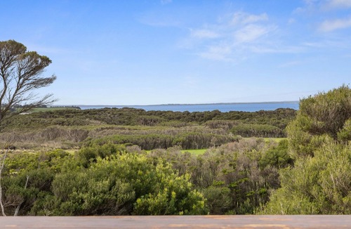 Surf Beach House | Casa del Mar Phillip Island Ocean Views