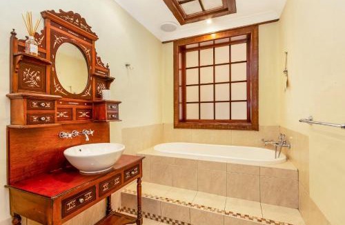 Ashby Heights House | Casa Del Rio