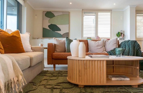 Crawley Apartment | Casa Lune Swan River Views, Steps to Blue Boat House and CBD