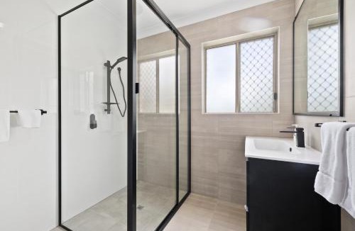 Parkhurst Hotel | Casa Nostra Motel