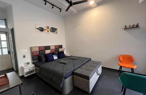 Ratnagiri House | Casa Oceanus - Pool Facing Room - Ganpatipule
