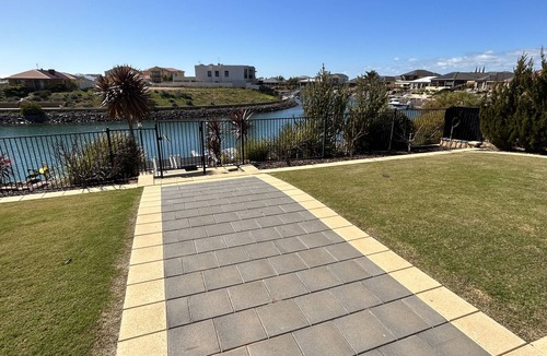 Wallaroo House | CASA ROBERTO, WALLAROO MARINA