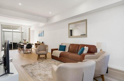 North Coogee House | Casa Tranquilla - Short Walk to North Coogee Beach