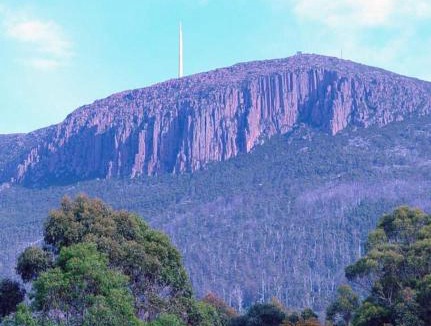 South Hobart House | Cascade Cottage adjoining World Heritage Site