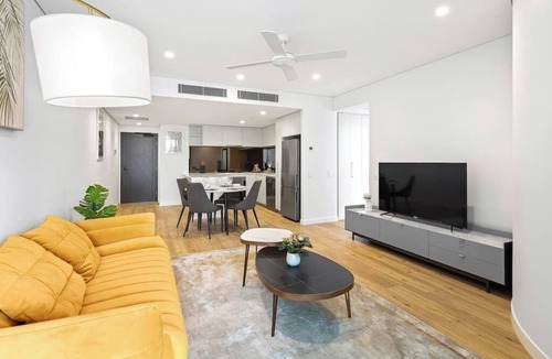 Brisbane Central Business District Apartment | CASSA ONE - Brisbane CBD 2b Apt w/Free Parking