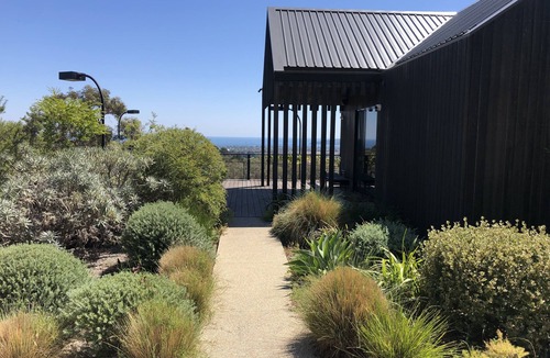 Red Hill House | Cassis Vineyard Award Winning Home