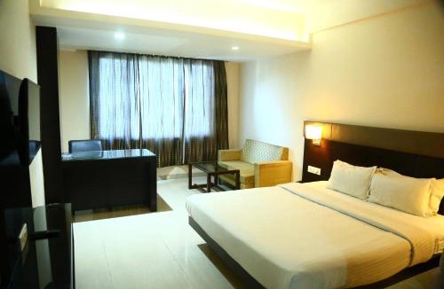 Khandwa Hotel | Castle Inn