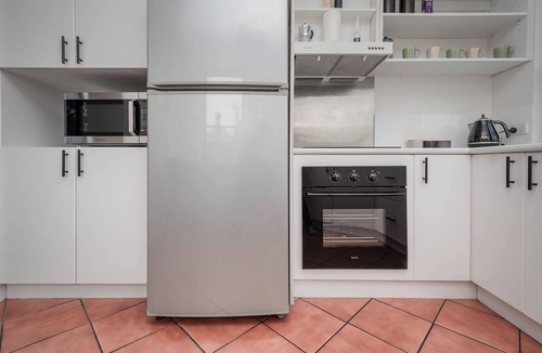Launceston CBD Apartment | CBD Central Hub | Parking & WiFi