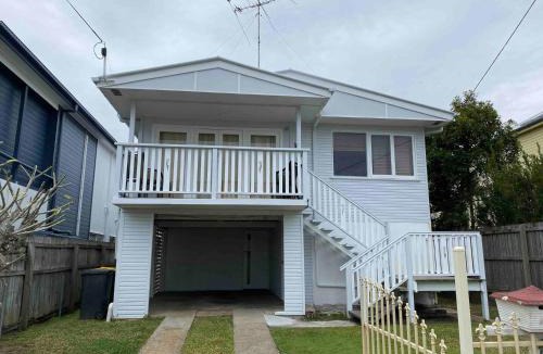 Wynnum House | Cedar Lookout