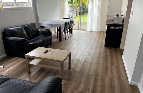 Wynnum House | Cedar Lookout