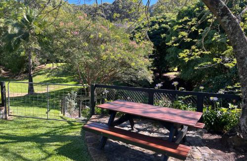 Boambee House | Cedarvale Cottage