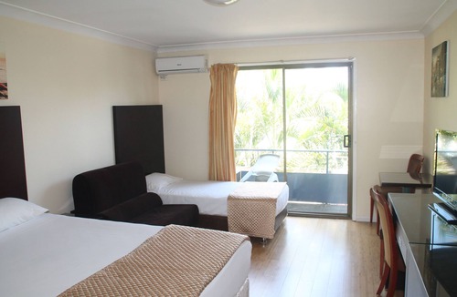Oxley Hotel | Centenary Motor Inn