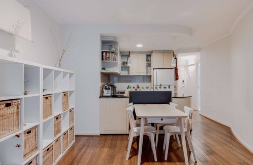 Canberra City Centre Apartment | Central 2-Bed with Gym and Parking