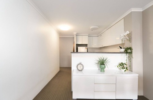 Canberra City Centre Apartment | Central 2BR apartment, Hotel vibe, Walk everywhere
