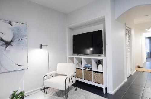 South Perth Apartment | Central Apartment, Zoo Abode