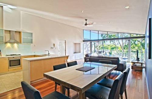 Margaret River Hotel | Central Avenue Apartments