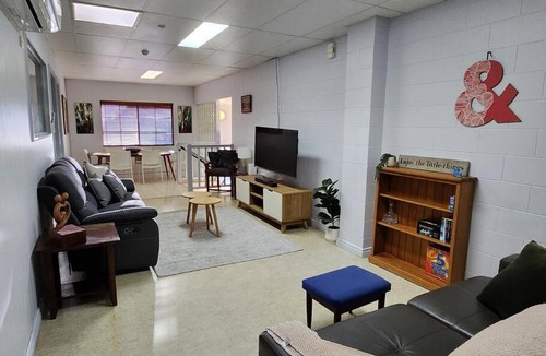 Cooktown Apartment | Central Comfy Holiday Unit