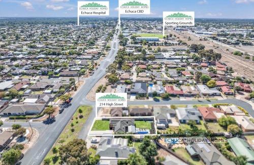 Echuca House | Central Echuca Escape, Heated Pool, 3 BDR