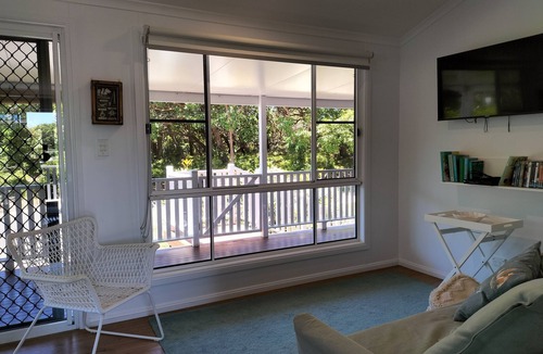 Point Lookout Cottage | Central Location 3 bed Bijou Cottage offering Noctourism