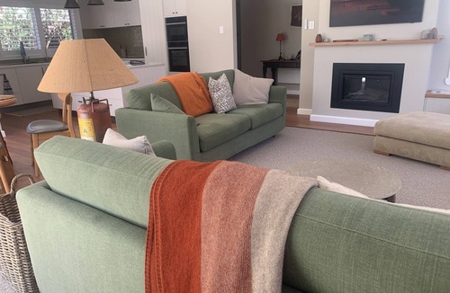 Orange House | Central Orange Idyll