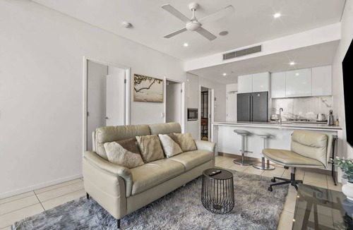 South Brisbane Apartment | Central South Brisbane 2-Bed with Stunning Views