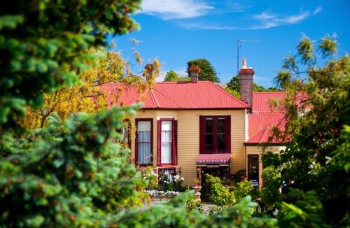 Daylesford Hotel | Central Springs Inn