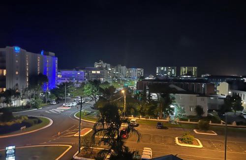 Cairns Apartment | Central Two-Bedroom Apartment with City Views