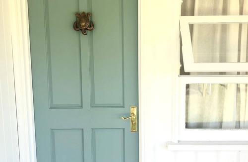 Bargara House | Centrally located "Bargara Beach Cottage"