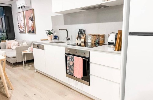 Canberra City Centre Apartment | Centrally Located Luxury Apartment in Canberra