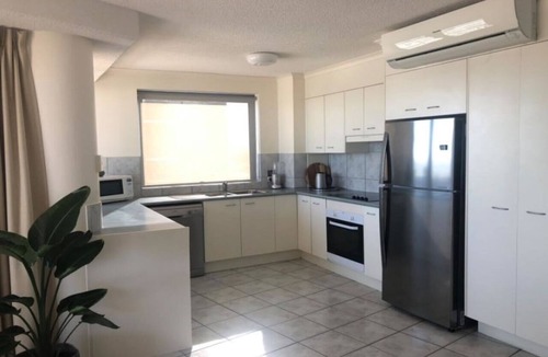 Caloundra Apartment | Centrepoint 36 Stunning Sea Views Steps To Cafes