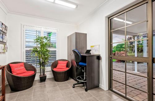 Bundaberg West Hotel | Chalet Motor Inn