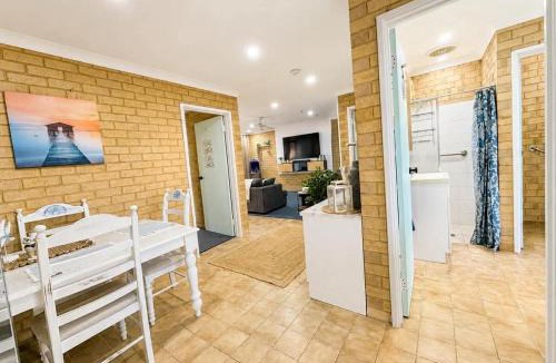Geraldton Apartment | Champion Bay Coastal Stay
