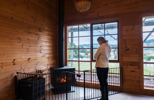 Tea Tree Cottage | Charles Reuben Estate