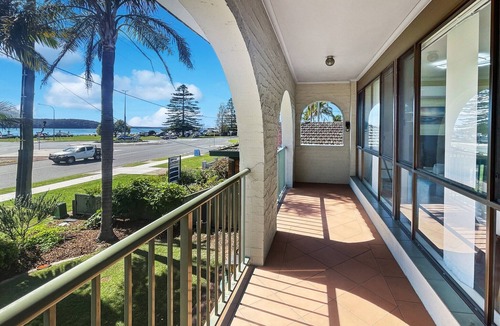 Batemans Bay Apartment | Charming 2-Bed Apartment with Bay Views
