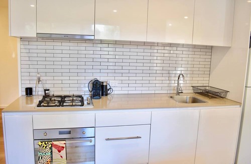 Richmond North Apartment | Charming 2BDR Apartment in Richmond close to MCG