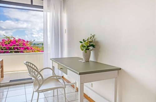 North Ward Apartment | Charming 2BR Retreat in North Ward with views