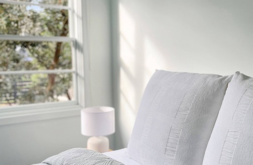 Mornington Peninsula Cottage | Charming Capel Sound Beach Cottage & Retreat