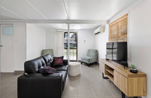 South Mackay House | Charming Coastal Home in South Mackay