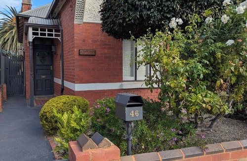 Northcote House | Charming Edwardian on Westgarth/Fitzroy North Cusp with Garden (Pet Friendly)